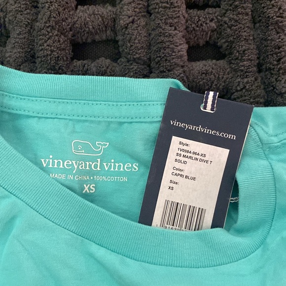 NWT men’s Vineyard vines tee - Picture 3 of 5